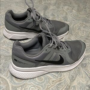 Nike Gray and Black Mesh Training Sneakers
